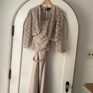 R & M Richards special occasion dress in a lovely candlelight color